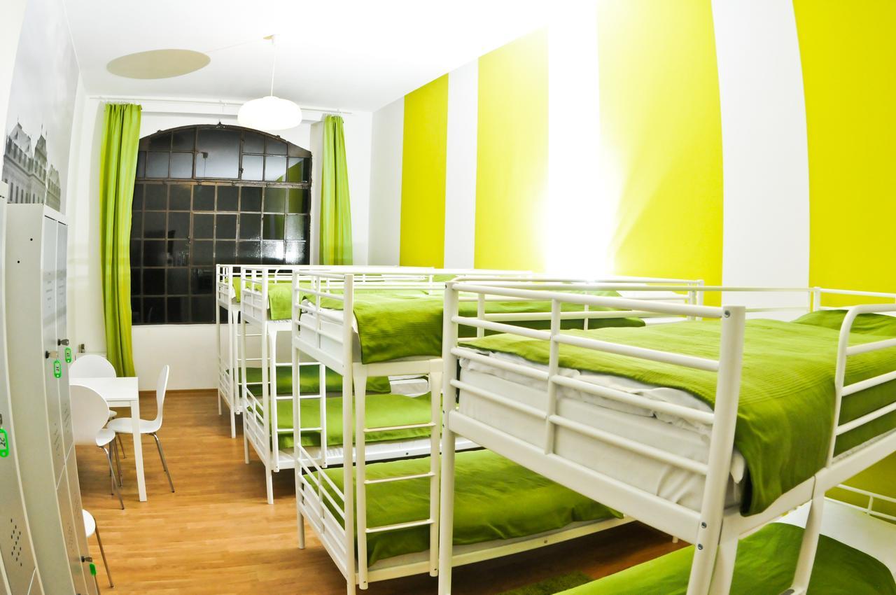 Big City Hostel Wroclaw Exterior photo