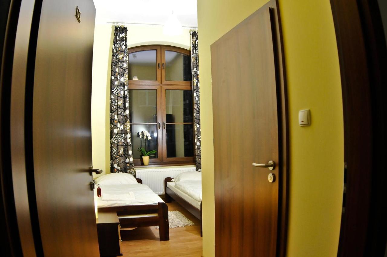Big City Hostel Wroclaw Exterior photo